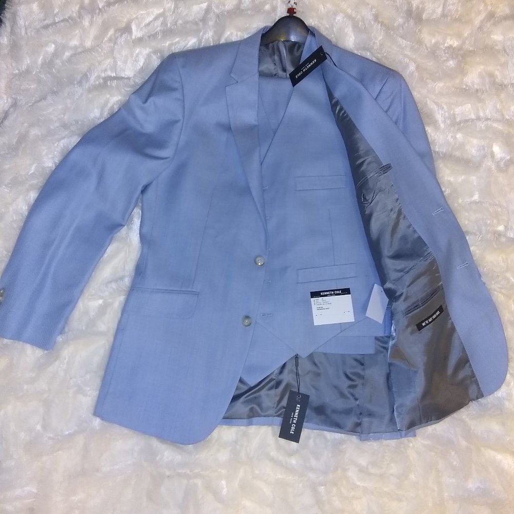 MENS SUIT